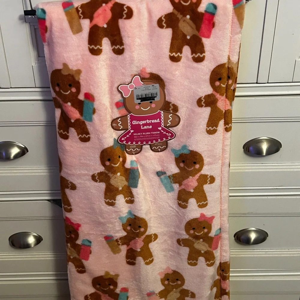 Gingerbread Lane Pink Holiday Throw Blanket